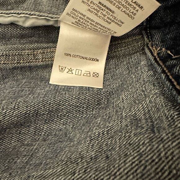 MENS FASHION NOVA SPLATTER PAINT JEAN JACKET LIKE NEW SIZE LARGE 🎨 - Picture 5 of 5